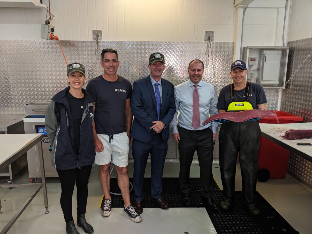 Andrew Wallace MP with Treasurer Josh Frydenberg at Walker Seafoods